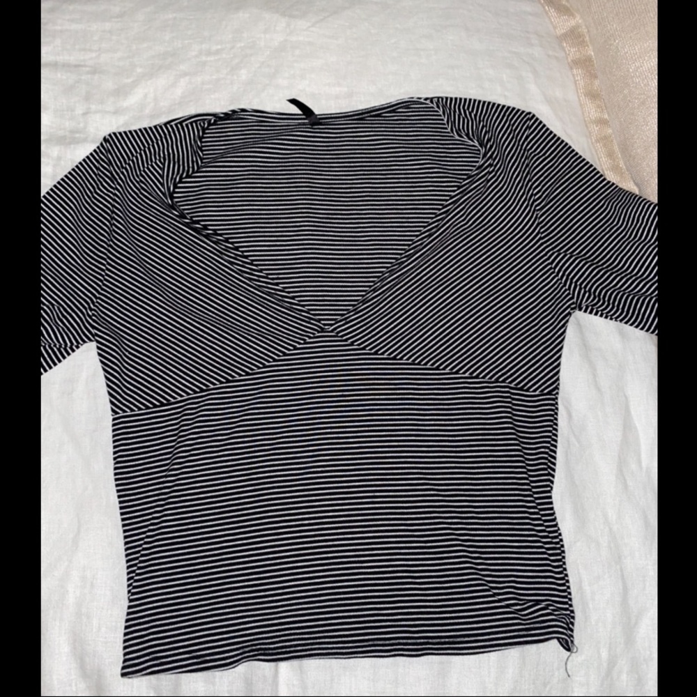 Long sleeve too with stripes